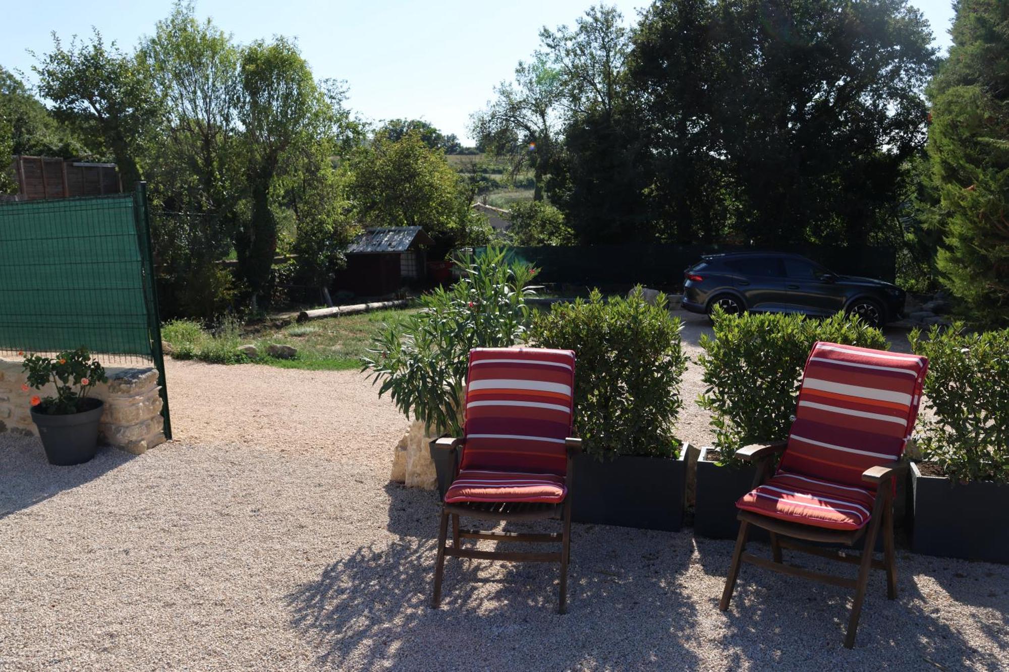 Les Vignes Du Luberon Apartment Saignon Bagian luar foto